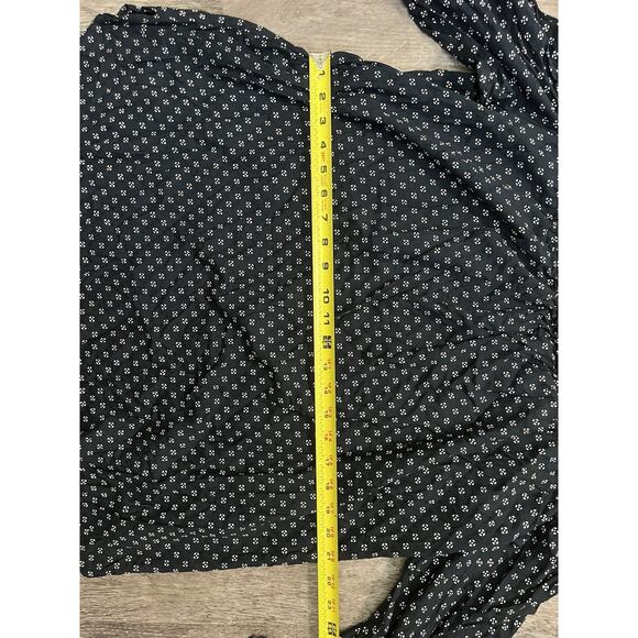 H&M Black Floral Off-Shoulder Smocked Top Women’s Size 16 Lightweight w Ties - Picture 5 of 6